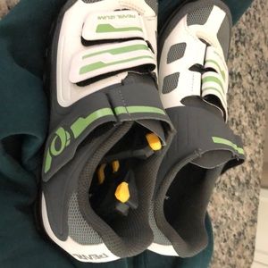 Pearl Izumi Spin Shoes